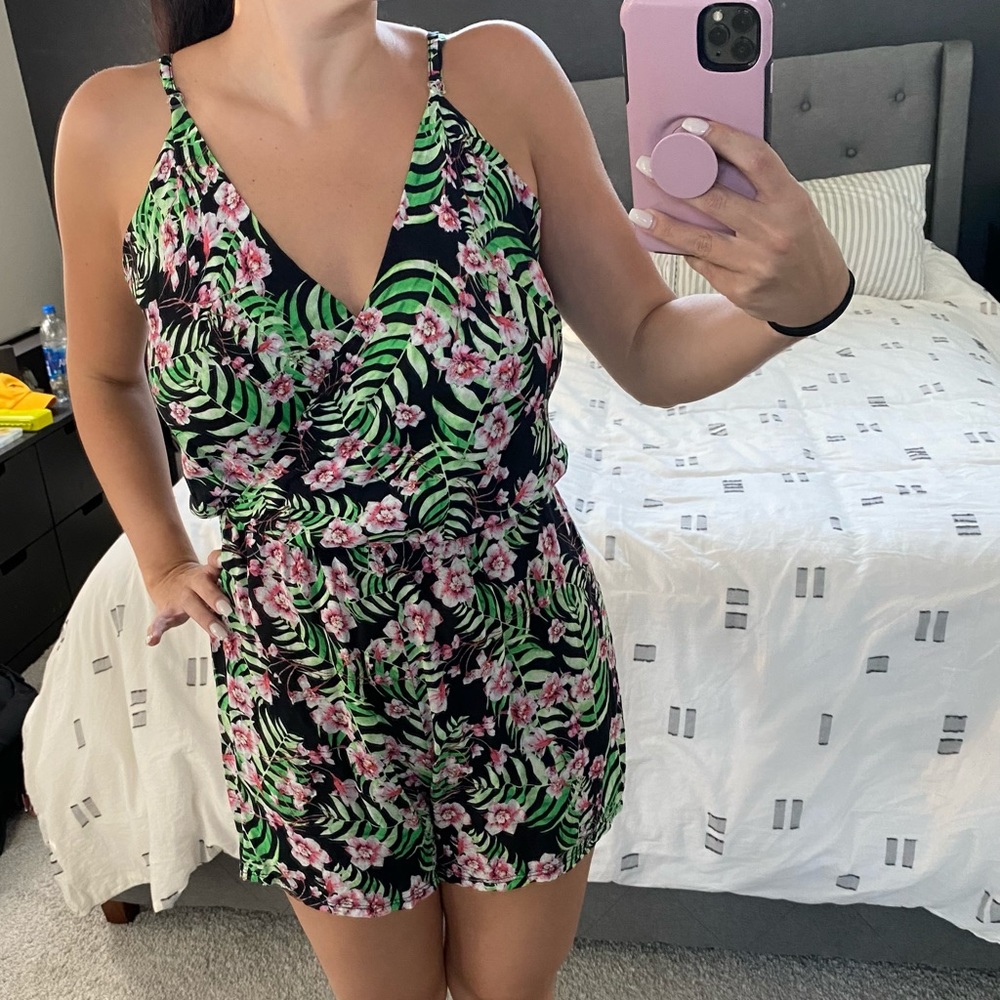 ASOS Pretty Little Thing Summer Jungle Romper UK12